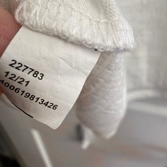 Nine West Basic White Cap Flutter Sleeve Shirt S Capsule Timeless Crepe Coquette - Picture 5 of 5